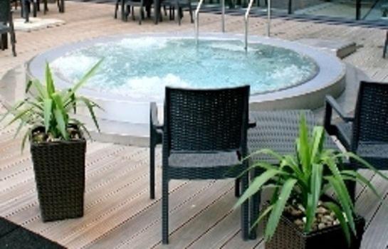 Marine Hotel Apartament Prywatny Studio Widok Na Morze Basen Sauna Jacuzzi 5 Pietro Колобжег Екстериор снимка