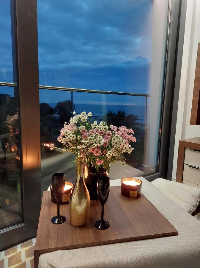 Marine Hotel Apartament Prywatny Studio Widok Na Morze Basen Sauna Jacuzzi 5 Pietro Колобжег Екстериор снимка